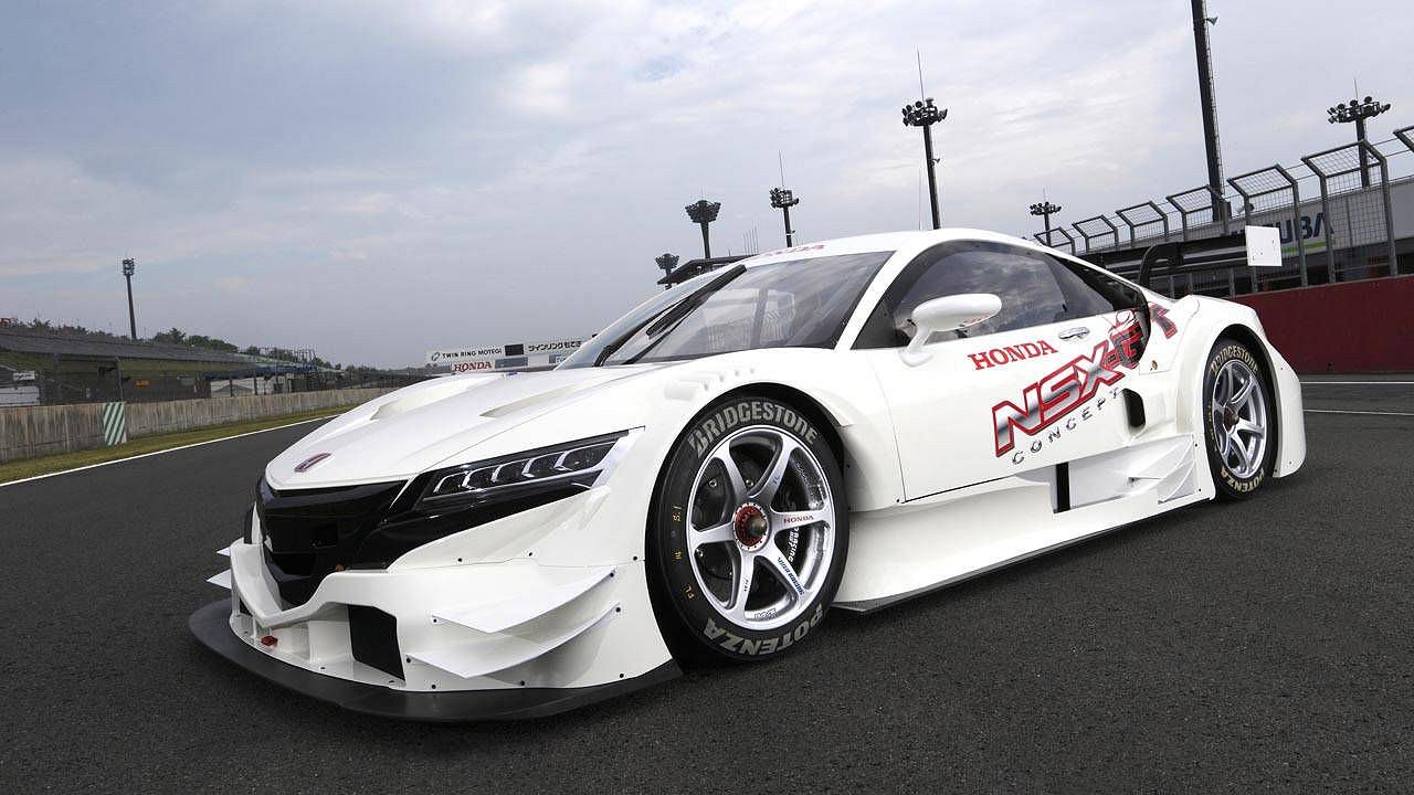 the-nsx-goes-from-concept-to-super-gt500-car-in-13-days-1.jpg
